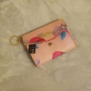 Small Guess Wallet